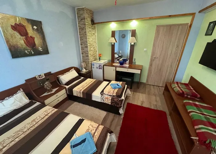 пандова къща 아파트 산단스키